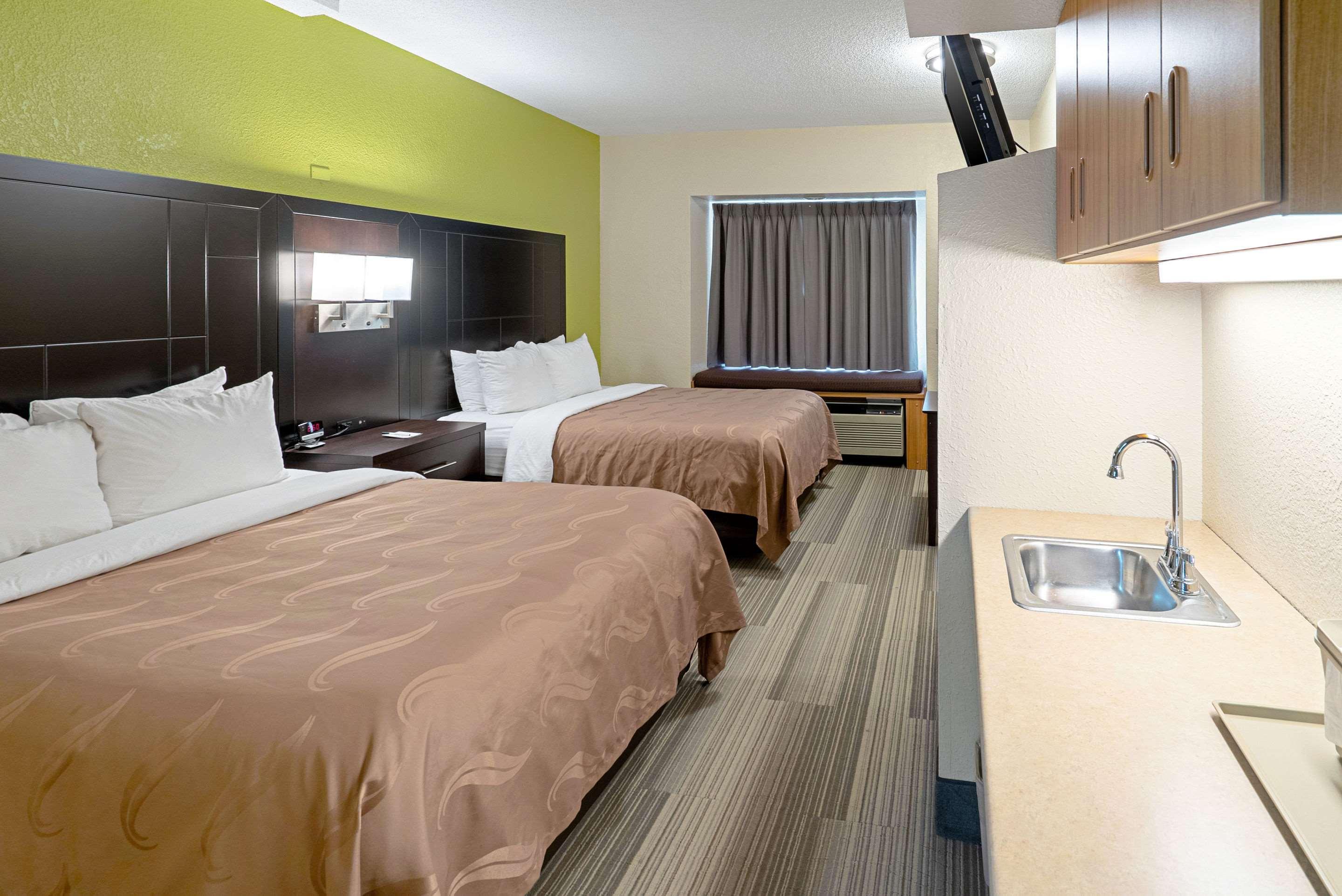 Quality Inn & Suites Robbinsville Esterno foto