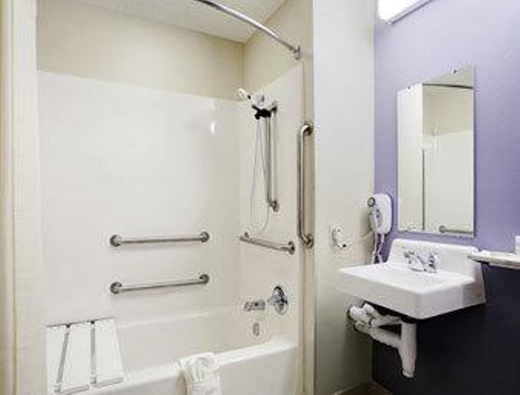 Quality Inn & Suites Robbinsville Esterno foto